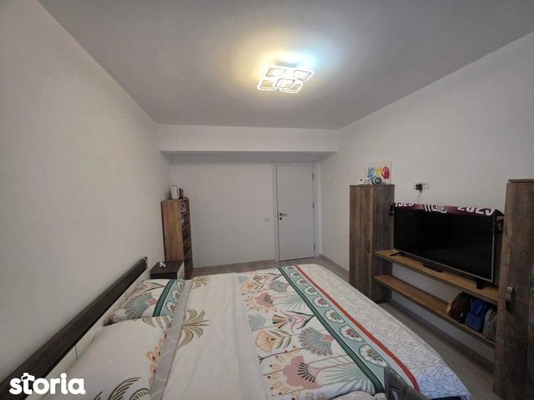 Apartament cu 2 camere decomandat în Central — fotografia 1