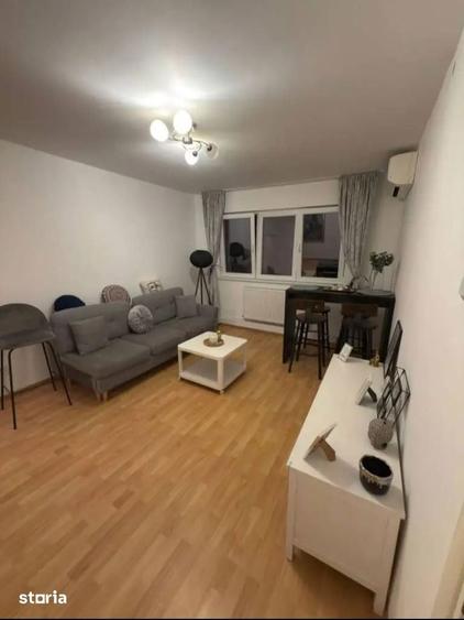 Apartament cu 3 camere în Circumvalațiunii