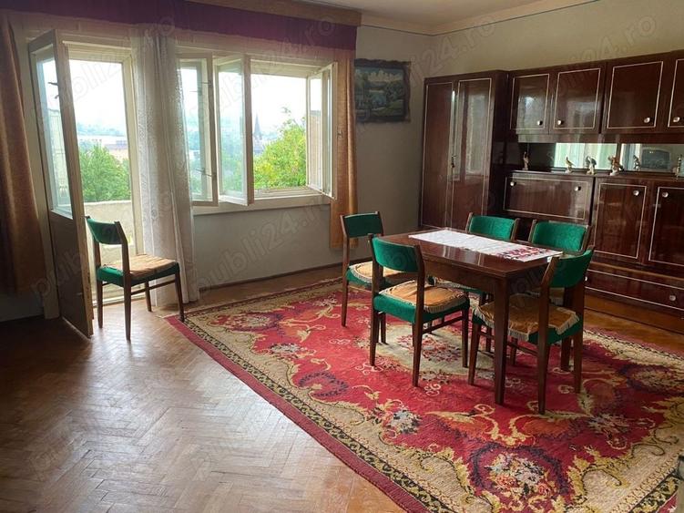 Casă cu 4 camere în Baia Sprie