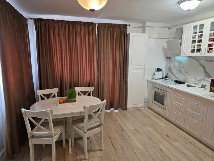 Apartament cu 2 camere decomandat în Obor