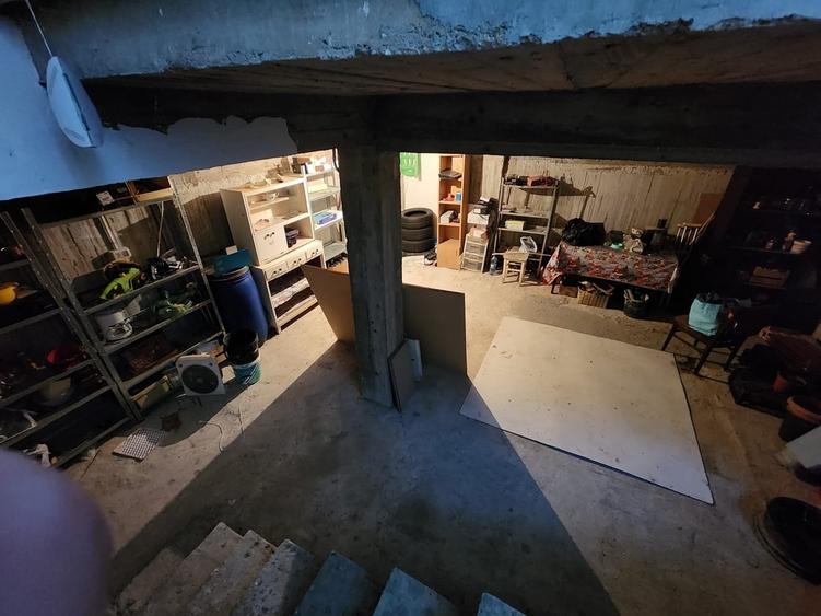 Casă cu Teren 110 Mp în Apărătorii Patriei