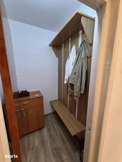 Apartament cu 3 camere în Decebal
