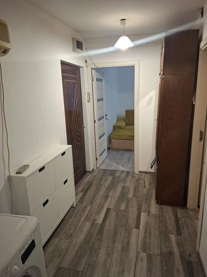 Apartament cu 2 camere decomandat în Dâmbovița