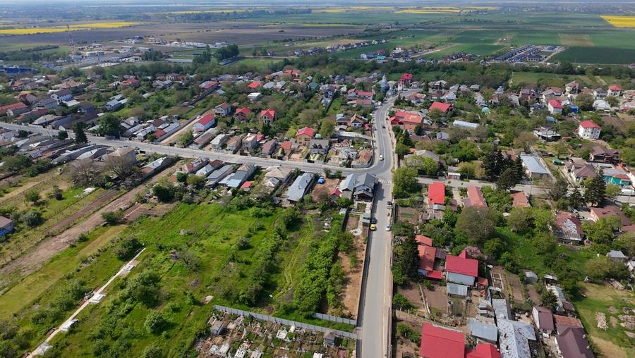 Teren Construcții intravilan de 2015 mp, în Clinceni