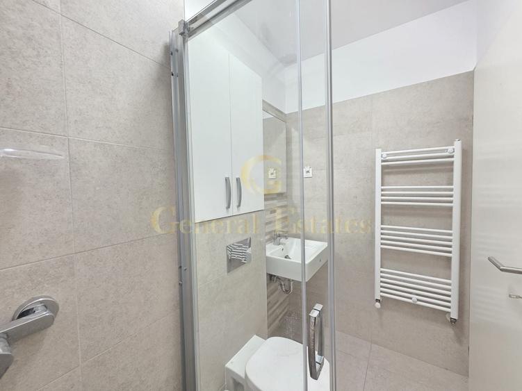 Apartament cu 3 camere în Tractorul