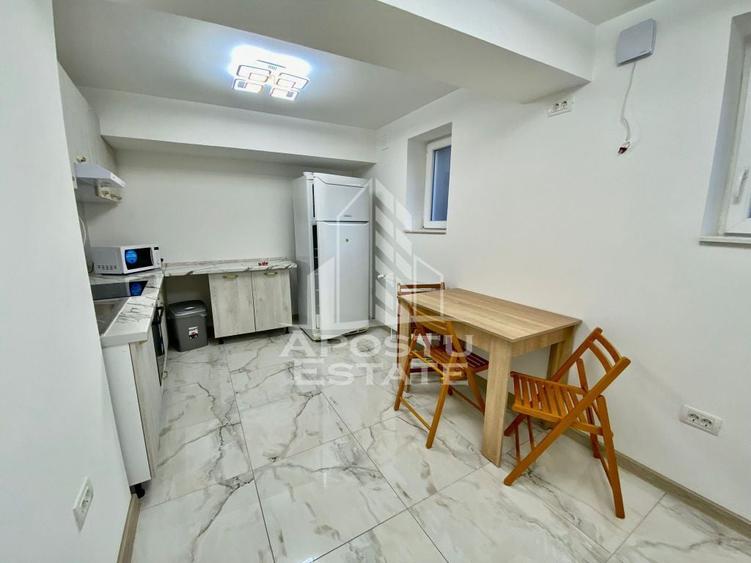 Apartament cu 2 camere decomandat în Ultracentral