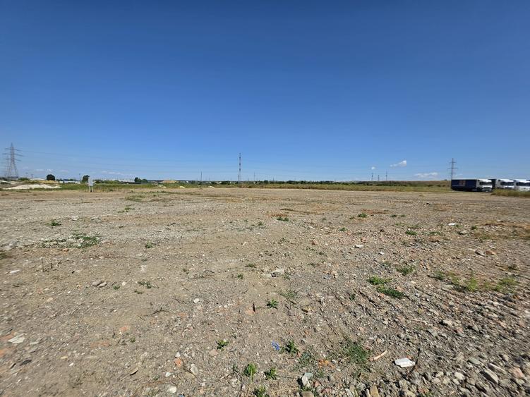 Teren Construcții intravilan de 11664 mp, în Tomești