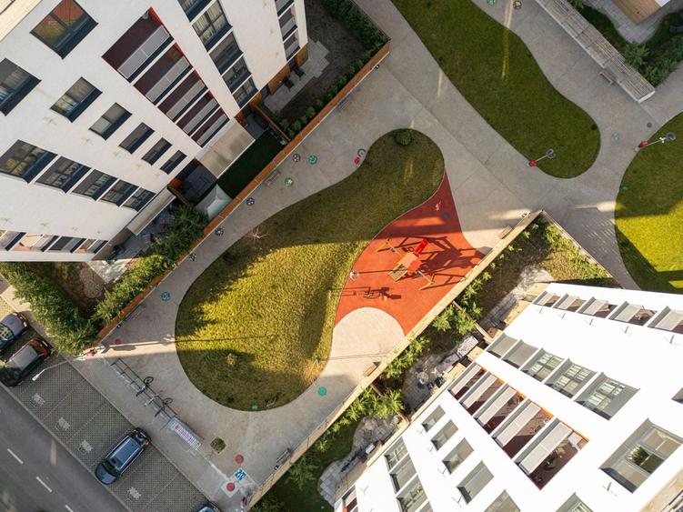 Apartament cu 2 camere decomandat în UTA