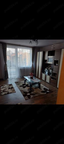 Apartament cu 3 camere decomandat în Țaga