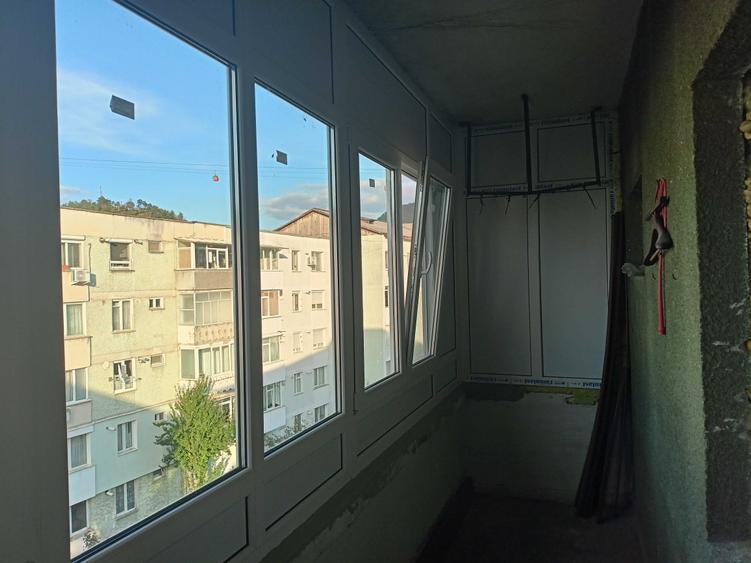 Apartament cu 2 camere semidecomandat în Precista