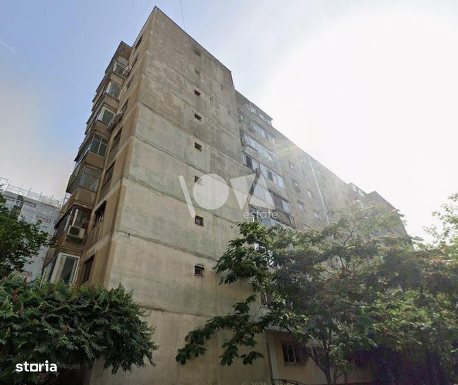 Apartament cu 4 camere decomandat în Tineretului — fotografia 3