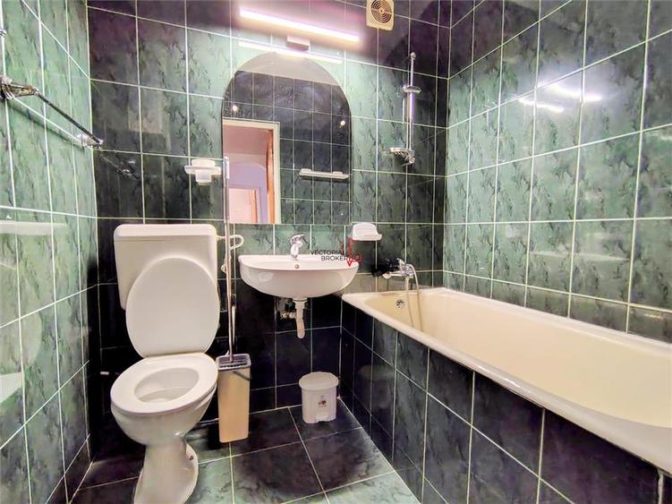 Apartament cu 2 camere semidecomandat în Titan