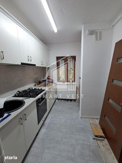 Apartament cu 3 camere decomandat în Micro 17
