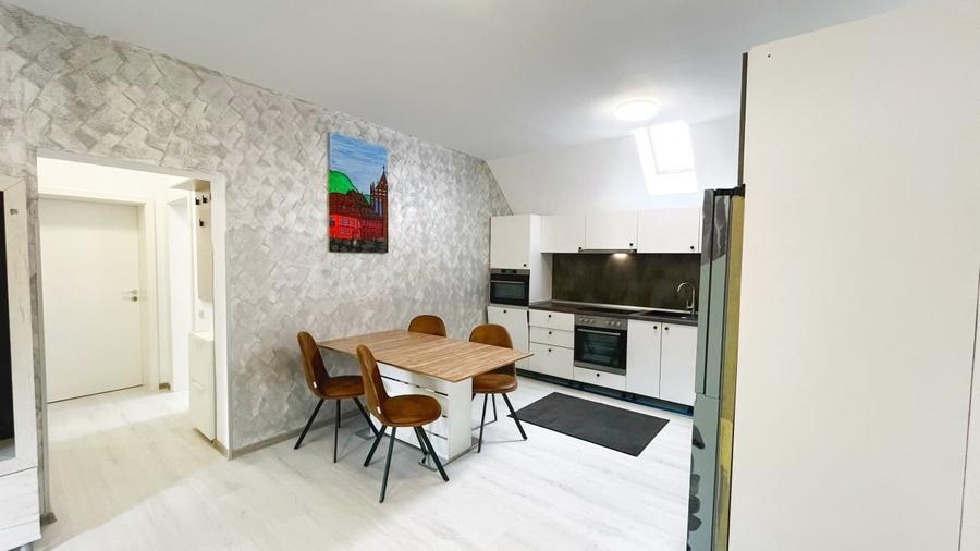 Apartament cu 3 camere în zona Centrală/ Strada Lungă - 5