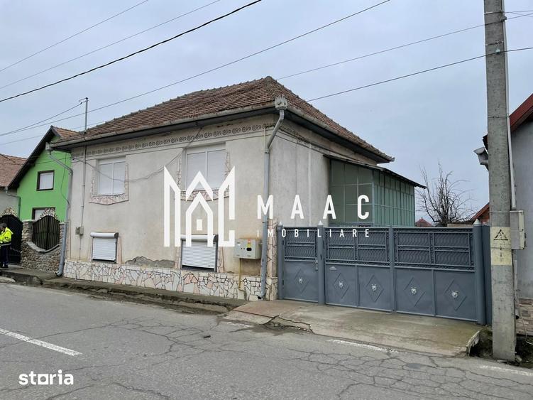 Casă cu 8 camere cu Teren 4500 Mp în Șeica Mare