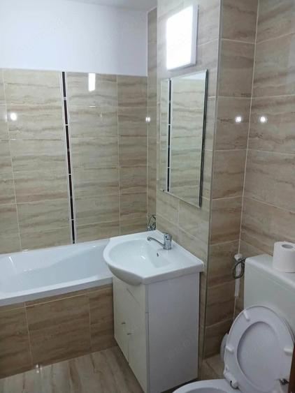 Garsonieră decomandată în Central