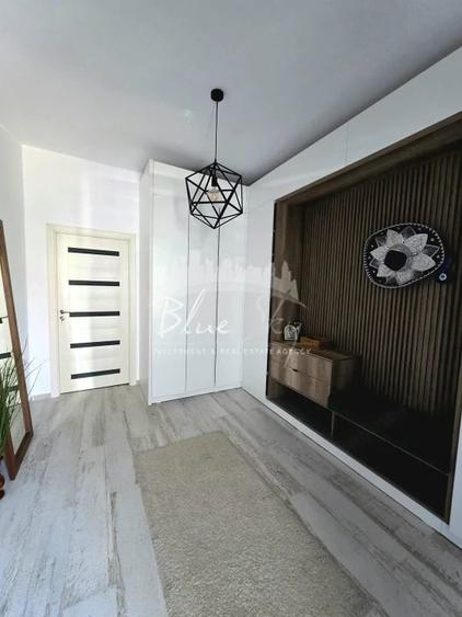Apartament exclusivist in vila | Vedere frontala la lac, curte proprie ?i ponton - 8