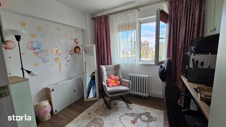 Apartament cu 3 camere decomandat în Griviței