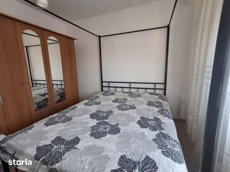 Apartament cu 3 camere decomandat în Brazda lui Novac
