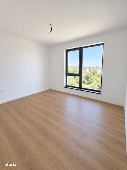 Casă cu 4 camere cu Teren 451 Mp în Berceni