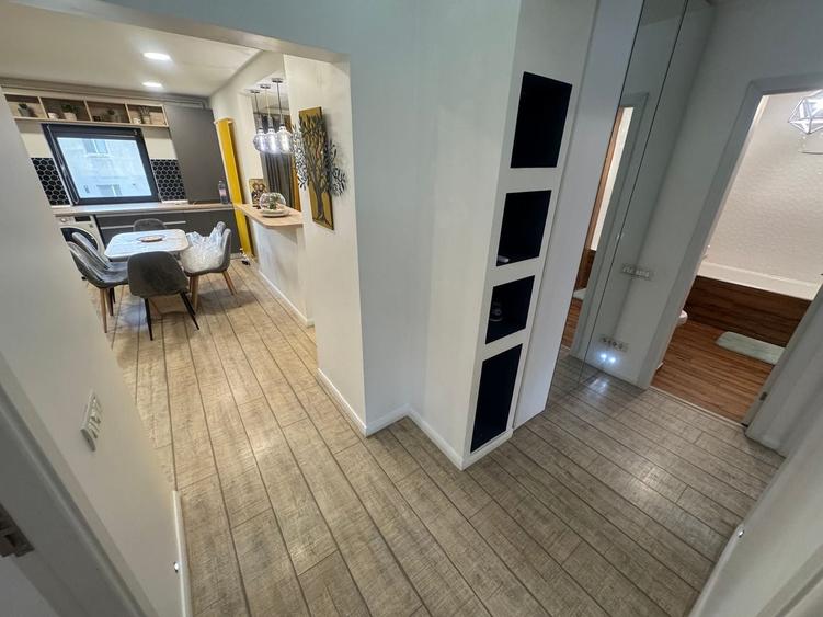 Apartament cu 3 camere decomandat, mobilat în Inel I