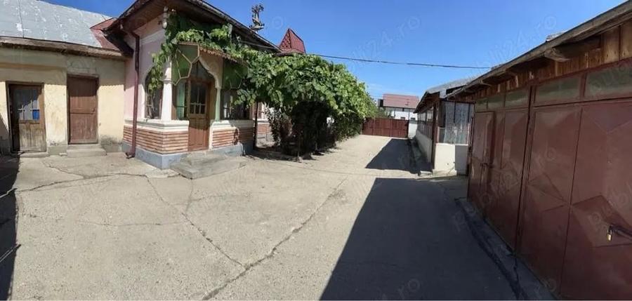 Casă cu Teren 2000 Mp în Central
