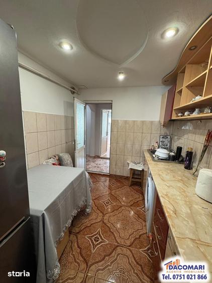 Apartament cu 2 camere decomandat în Micro 40