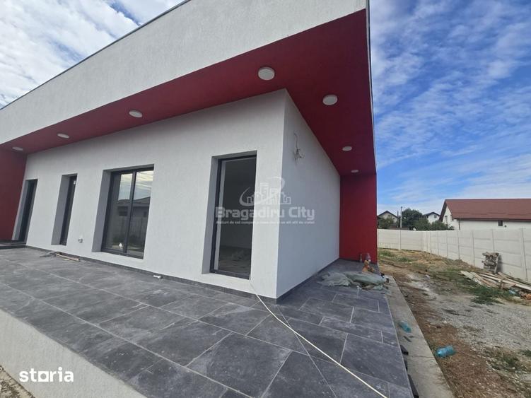 Casă cu 4 camere cu Teren 500 Mp în Clinceni