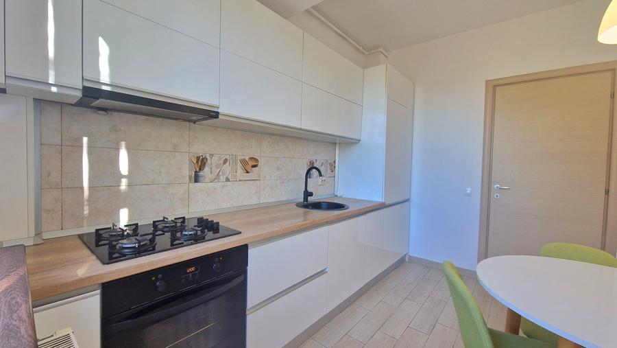 Apartament cu 2 camere semidecomandat, mobilat în Crângași