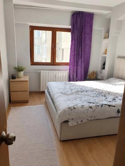 Apartament cu 3 camere în Republicii