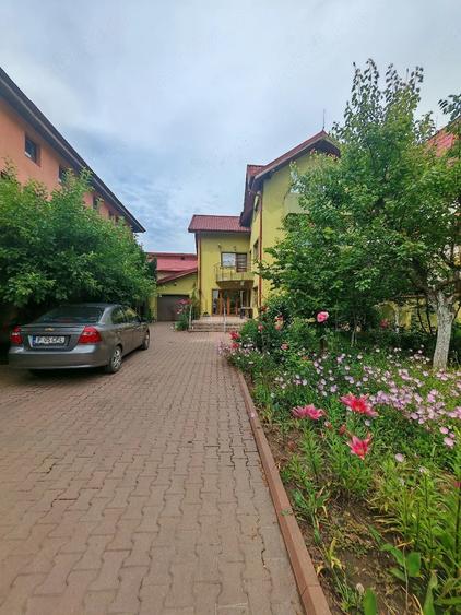 Casă cu Teren 450 Mp în Central