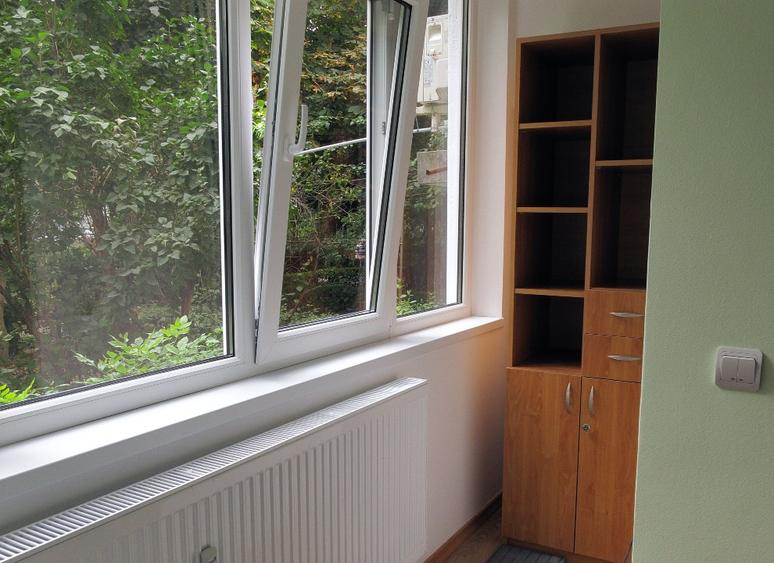 Garsonieră decomandată în Drumul Taberei