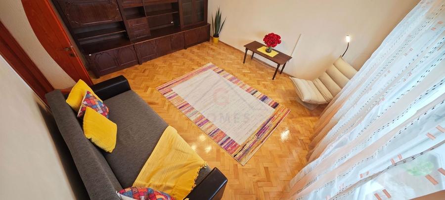 Apartament cu 2 camere decomandat, mobilat în Steaua