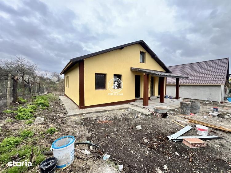 Casă cu 3 camere cu Teren 500 Mp în Voinești