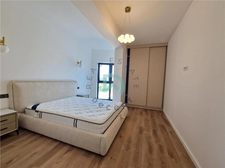 Apartament cu 2 camere decomandat, mobilat în Tractorul