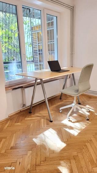 Apartament cu 4 camere decomandat în Cotroceni