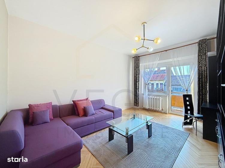 Apartament cu 3 camere, 70 mp, 2 bai, balcon, in Centru - 1