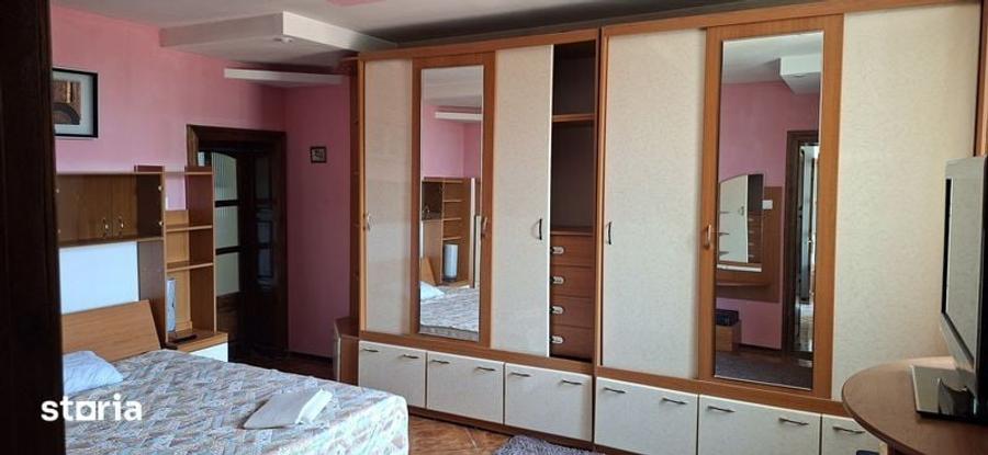 Apartament cu 3 camere în Gării