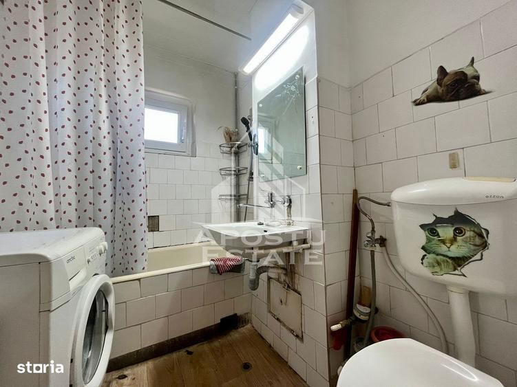 Apartament cu 2 camere, mobilat în Pârneava