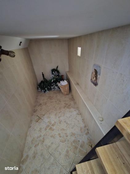 Apartament cu 4 camere în Ostroveni