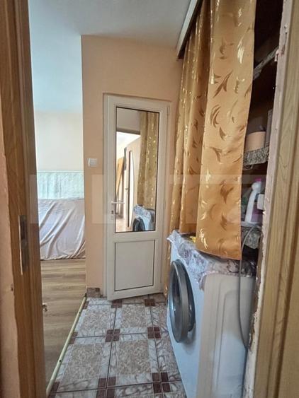 Apartament cu 2 camere semidecomandat, mobilat în Decebal