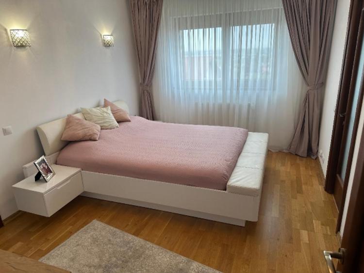 Casă individuală cu 5 camere cu Teren 700 Mp în Ștefăneștii Noi