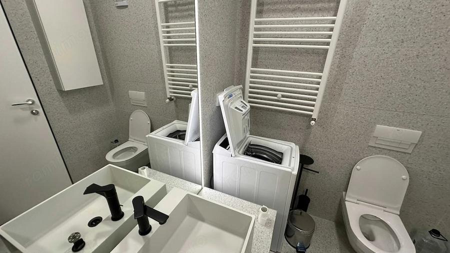 Apartament cu 2 camere decomandat în Politehnica