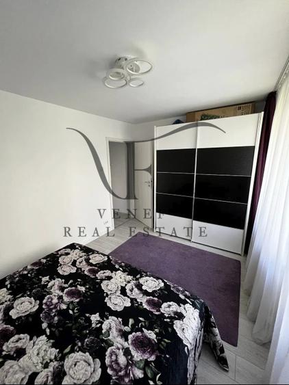 Apartament cu 3 camere decomandat în Obor