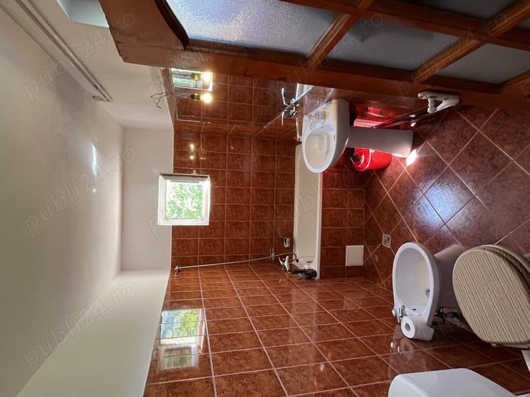 Casă cu 4 camere cu Teren 1219 Mp în Remetea Mare