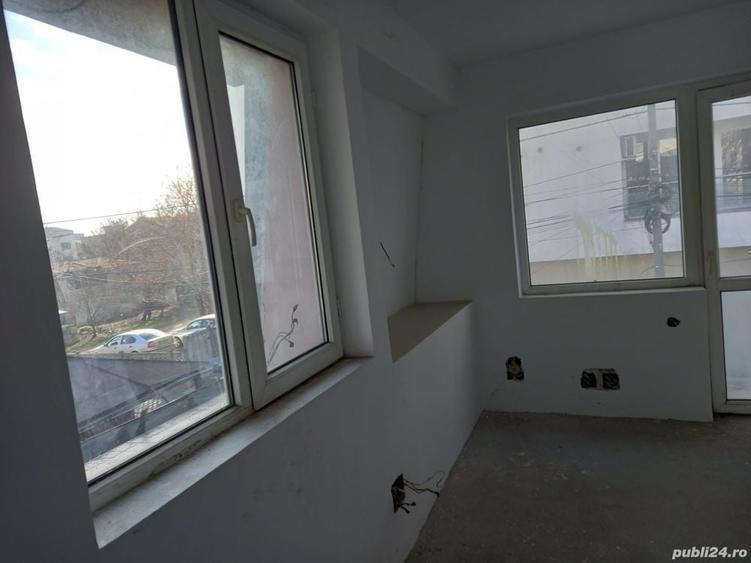 Casă cu 6 camere cu Teren 300 Mp în Central
