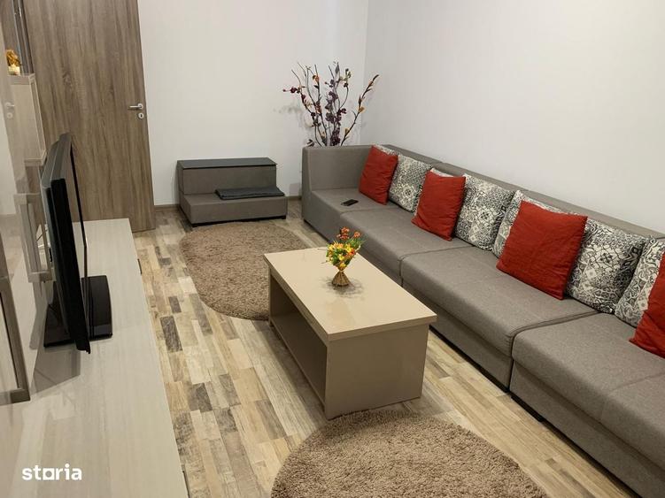 Apartament cu 2 camere decomandat în Păcii