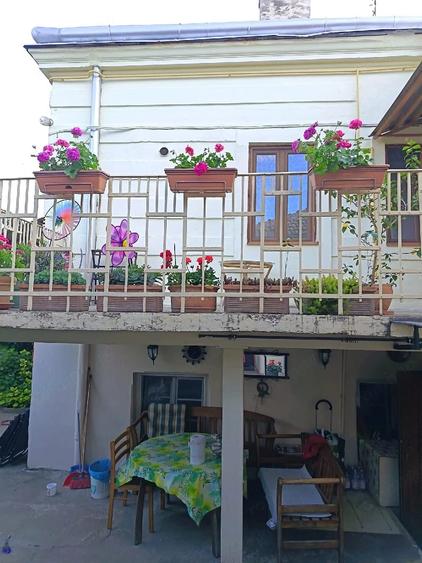 Casă cu 5 camere cu Teren 553 Mp în Bălcescu