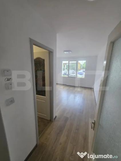Apartament cu 3 camere decomandat în Craiter