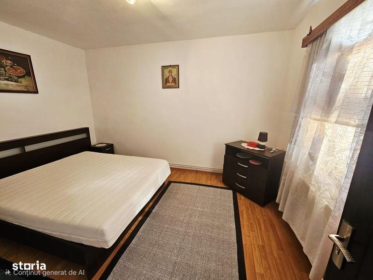 Casă cu 4 camere în Ariceștii Rahtivani